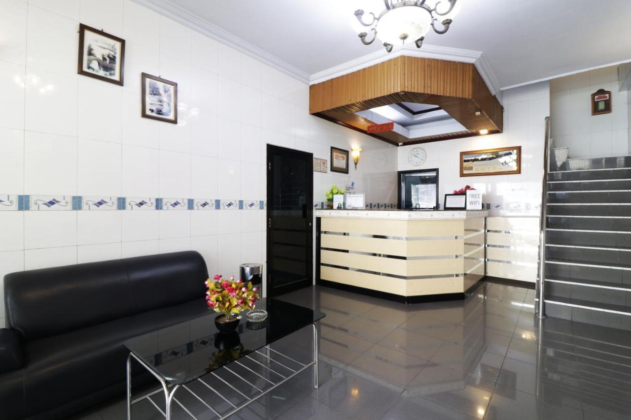נקסר Mutiara Sari Hotel מראה חיצוני תמונה